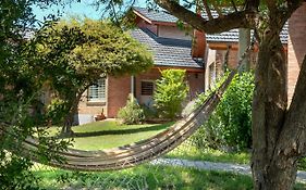 Casa Arboles De Tala con parque amplio
